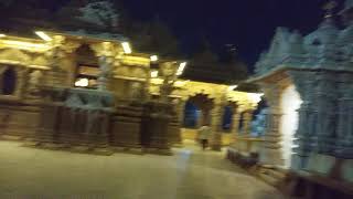 preview picture of video 'Nice Swami Narayan mandir in jamnagar'