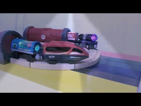 Build Railway Train  Color Track Changes, Subway Tunnel, Glow in the Dark Children, Thomas & Friends Video