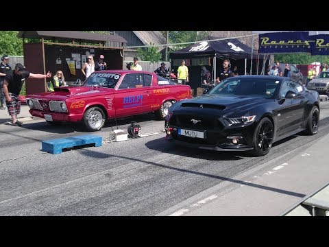 2017 Ford Mustang GT 5.0 Supercharged vs '66 Plymouth Barracuda 7.3 1/8 mile drag race