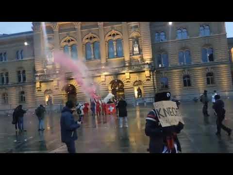 Switzerland Bern LIBERTÉ ! LIBERTÉ ! LIBERTÉ ! 28/11/2021