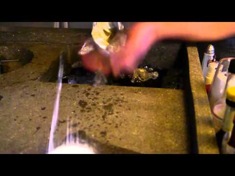 "EN HALV HUND" vol. 19 - Blood & Sand