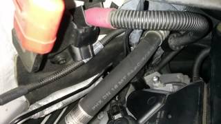 E90 BMW M3 Change Spark Plugs Removing #4 Ignition Coil DIY