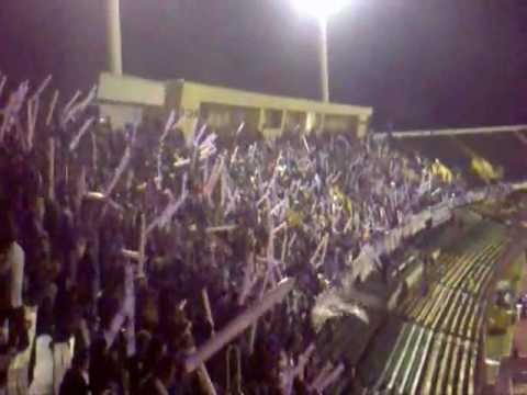 "LOS LILAS: LEON vs chuncho en Collao, pre sudamericana 2011" Barra: Los Lilas • Club: Club Deportes Concepción