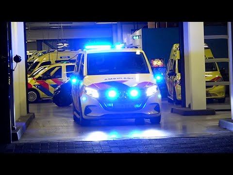 [Primeur] A1, Otaris Light Ambulance 16-182 & Verpleegkundig Specialist 16-372 Leiden naar Wassenaar