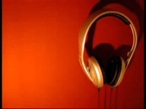 Dj Яicskó - More (Usher Remix)