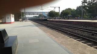 preview picture of video 'Gorakhpur thiruvanathapuram central Rapti Sagar SF express skiping nerkher junction'