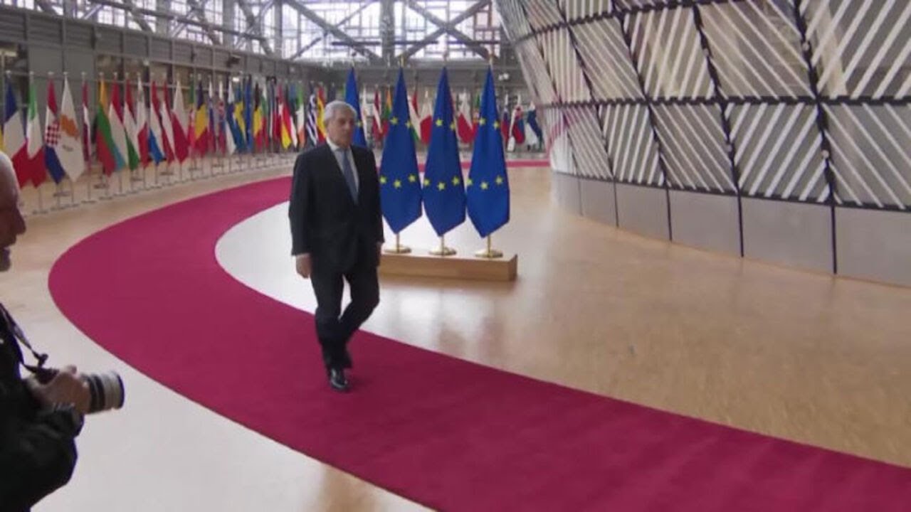 Tajani: Restiamo nelle basi della coalizione anti-Isis, manteniamo impegni