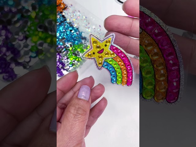 Vídeo relacionado con Pzuryhg 3D Pearl Craft Kit - DIY Diamond Art Painting Set, Sparkling Embellishment Supplies with Organized Storage Function, Ideal for Adult Enthusiasts Wall Display Indoor Home Classroom Activity