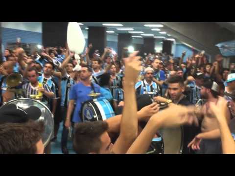 "Aquecimento + Entrada banda Geral do Grêmio - 02/03/2016 Grêmio 4x0 Ldu  Copa libertadores" Barra: Geral do Grêmio • Club: Grêmio • País: Brasil