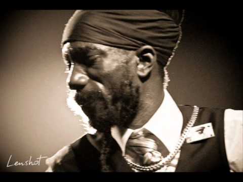 sizzla they should know_Rainbow Castle Production.wmv