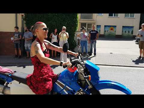 Festwochenende 800 Jahre Sossenheim – Festumzug III, Biker geben "Gas"