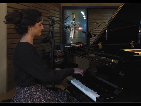 Lola Vila 🌟 - La llorona - mi adaptación a piano para celebrar los 100k :)