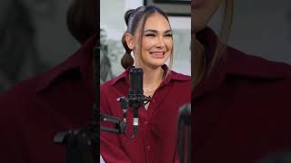 Download lagu AURELIE MOEREMANS BRAKES UPPERCLASS BY USING FRENCH!! mp3