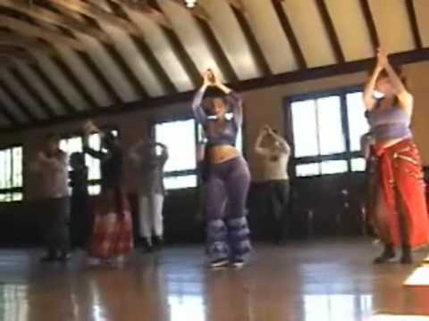 2004 FOLKTOURS Dance & Music CampTayyar Teaching Basic movement for Turkish Roamn (Romany) Dance