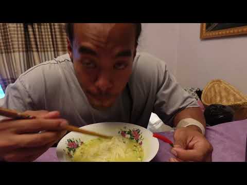 Nom Banh Jok (Cambodian Fish Green Curry Rice Noodle )