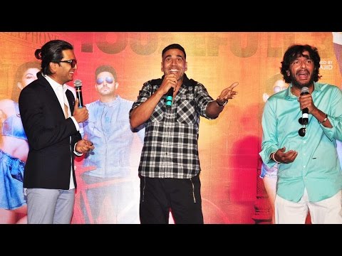 Akshay Kumar Makes Fun Of Housefull 3 Cast During Trailer Launch!