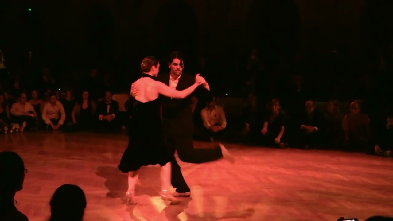 Ariadna Naveira och Fernando Sanchez Tango Frostbite 2011 "Noches de Estrellas" Fransisco Canaro