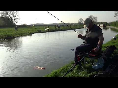 EASY FISHING Waggler On The Canal