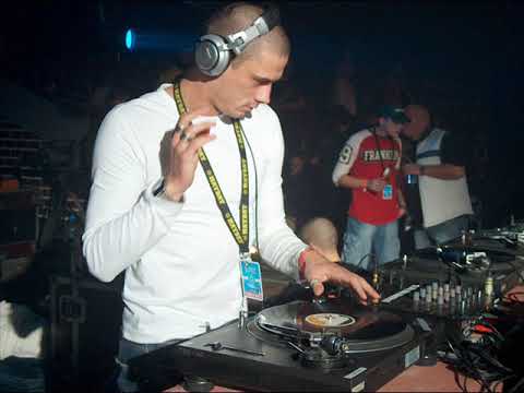 Angelo Mike - Live in Fabryka 2001