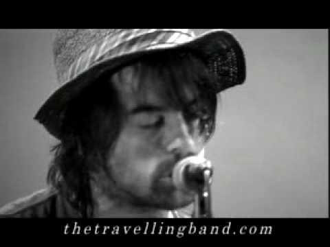 The Travelling Band - Only Waiting (Live)