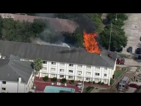 7 hurt in Motel 6 fire in Spring