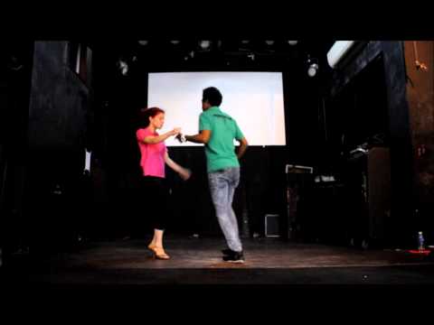 SAMBAMANIACOS 2014 - Workshops - Gabriel Silva e Taís Benite - Improviso