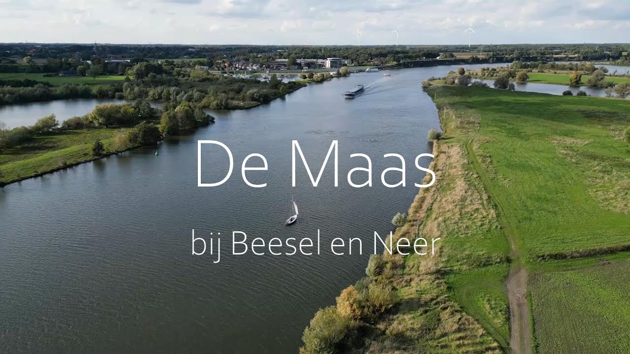 De Maas bij Beesel en Neer