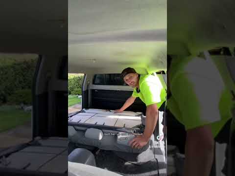 How to fold down your Toyota Hilux Back Seat 🛻🔥