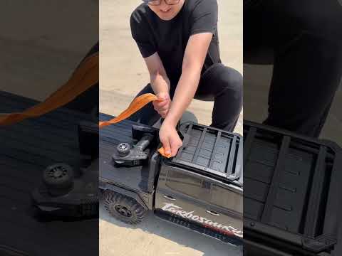 This man's $800 powerful truck towed a real car #shortsvideo