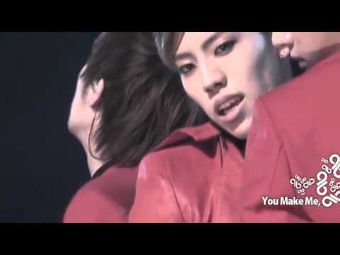 111018 [Fancam] Sunggyu & Dongwoo sexy pose @ tvN "show show show"