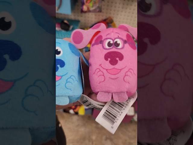 Vídeo relacionado con Famosa- Peluche básico de Blues Clues, tamaño 19 cm, color azul, para todas las edades (BLU00210)