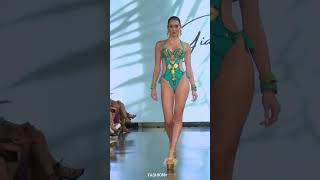 #swimming #swimsuit #beachwear #tiktok #trending #swimwear #bikini #weak