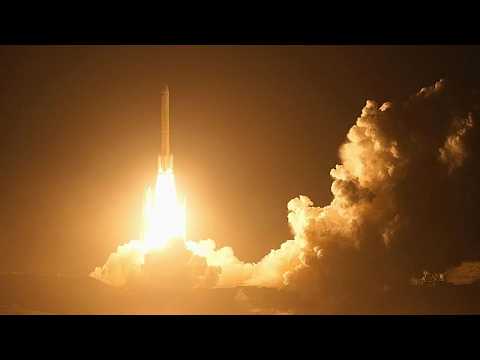 Giappone lancia missione senza precedenti per riportare campioni dalla luna marziana Phobos