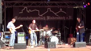 The Village Green (D) - Sure Pinocchio (live)