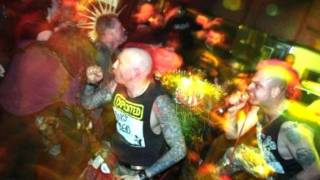 The Varukers - I Don&#39;t Wanna Be A Victim