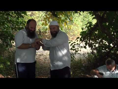 Dallimi i Hoxhë Feridit me Hoxhë Bekirin (komike)