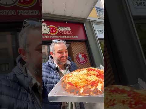 Provo la pizza napoletana al distributore automatico H24, l’unico in tutta Milano è in Via Foppa