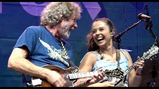 Sierra Hull &amp; Sam Bush crush "Angeline the Baker" Grey Fox 2025