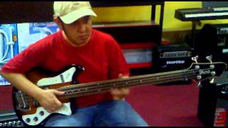 Video thumbnail for Ibanez Jet King Bass JTKB200 by empibadass