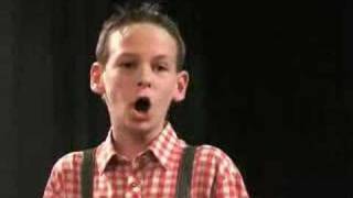 Robin Schlotz (14 years old) is singing "Queen of the Night"