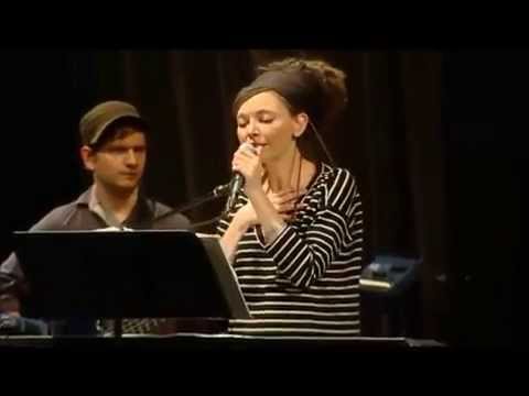 Thumbnail for The Gift video