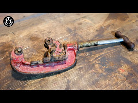 Bringing An Antique Pipe Cutter Back To Life! Restoration Project