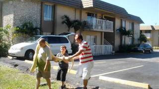 preview picture of video 'Halloween 2010 Green Tee Village Apartments Fort Myers'