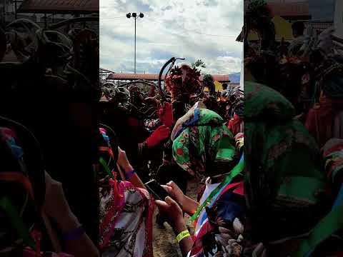 Cual es la diferencia 👹🔥 ¡Píllaro explota en fiesta! 😱 Diablada Pillareña 2026 #tradiciones