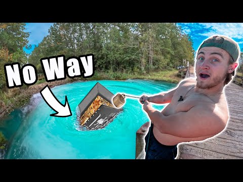 We Hit The Magnet Fishing Jackpot - Full Safe Found Magnet Fishing