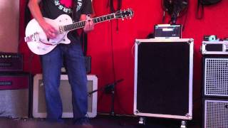 Video thumbnail for Marshall JCM800 2204s - Limited Edition - gretsch silverjet by tonemaster1