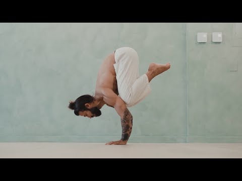 Twisting Power Yoga Flow with Patrick Beach
