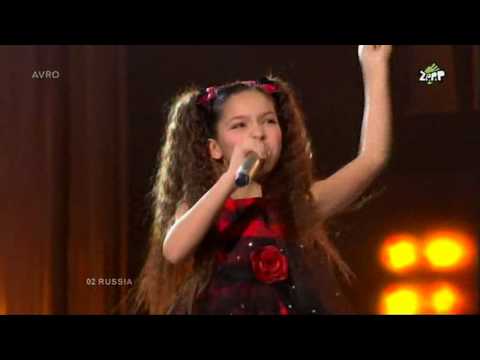 02. Russia - Ekaterina Ryabova - Malenky prints (Junior Eurovision Kiev 2009)