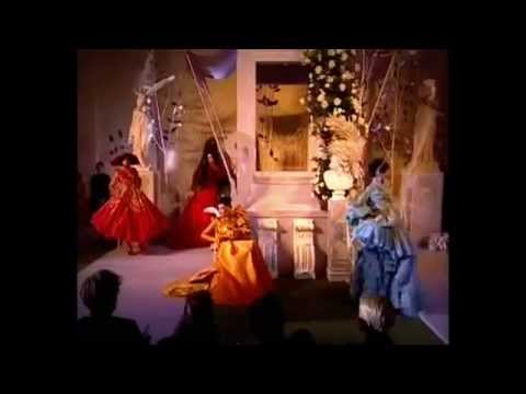 Christian Dior ➤ Haute Couture Fall/Winter 2007/2008 Full Fashion Show