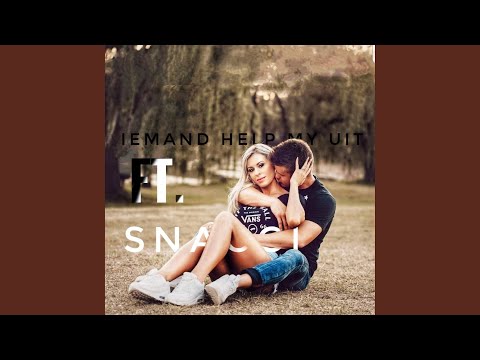Iemand Help My (feat. Snacci)